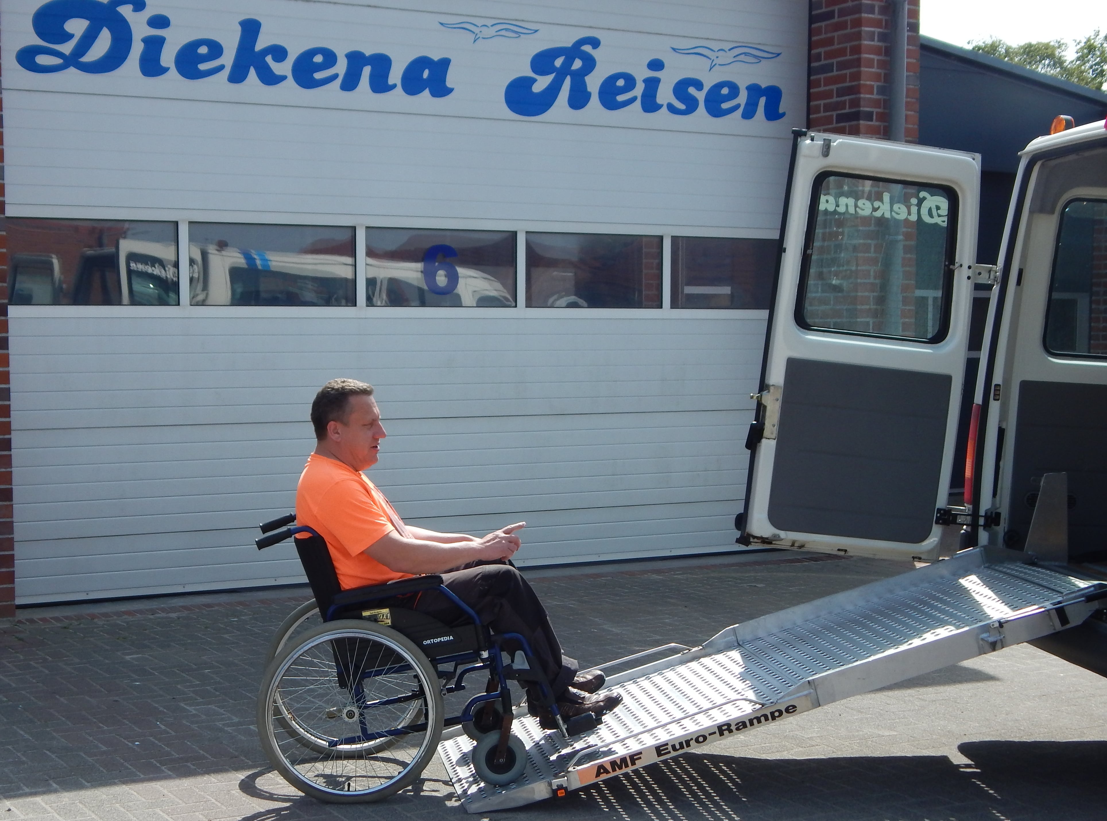Upgant Schott Diekean Taxi