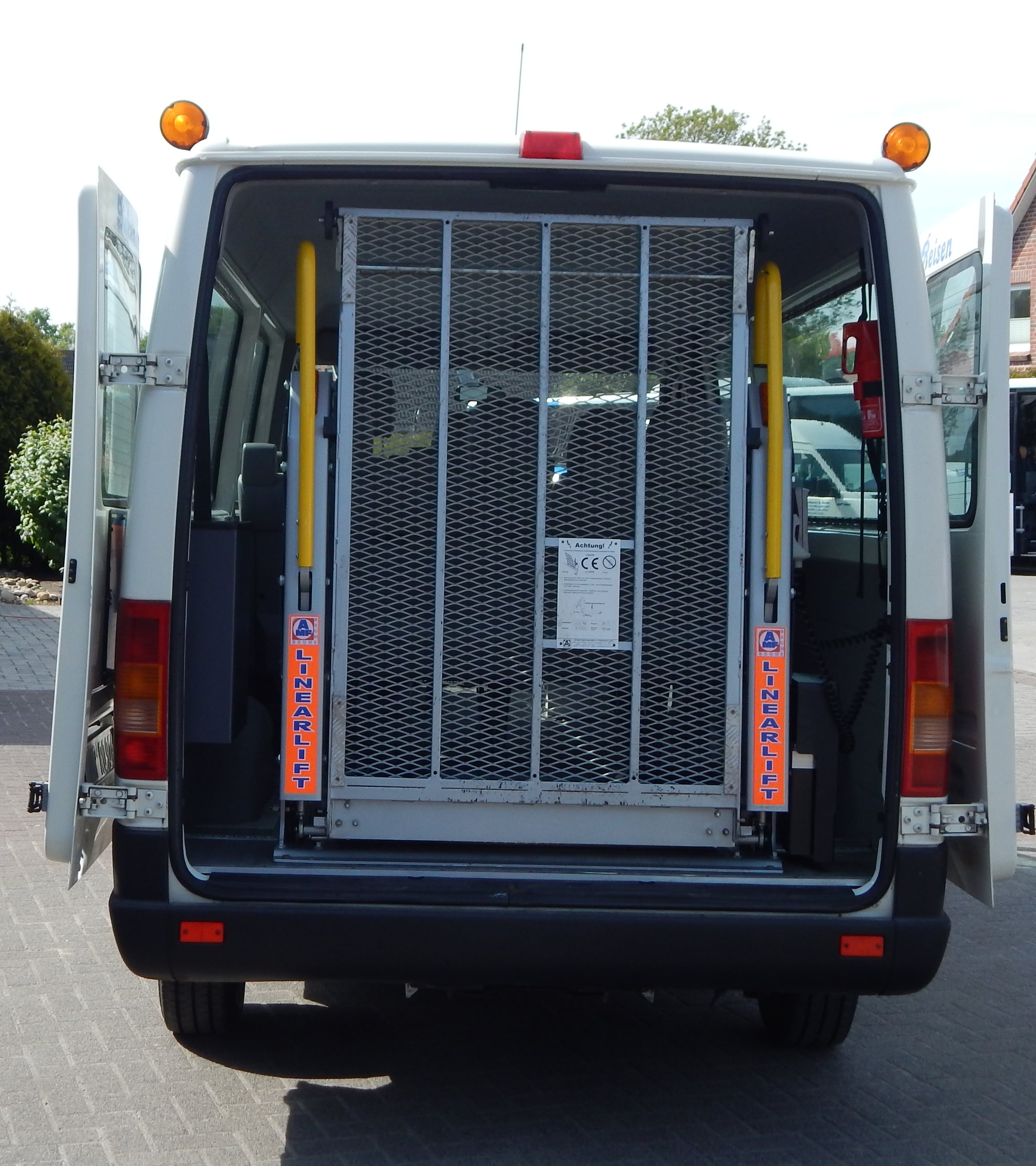 Upgant Schott Diekean Taxi